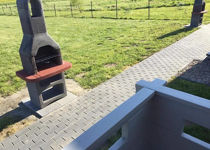 Letniskowe Do-iwi ロッジ ウストロニエ・モルスキエ