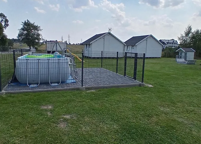 ロッジ Letniskowe Do-iwi