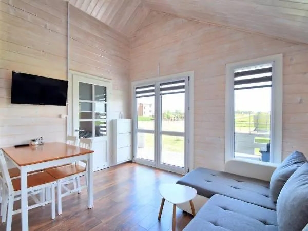 Letniskowe Do-iwi * Устроне-Морске